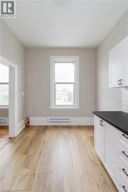 438 COLBORNE Street Unit# UPPER, #UPPER