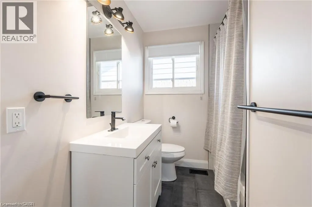 92 SOUTH BEND Road W Unit# Upper, #Upper
