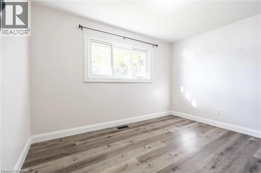 92 SOUTH BEND Road W Unit# Upper, #Upper