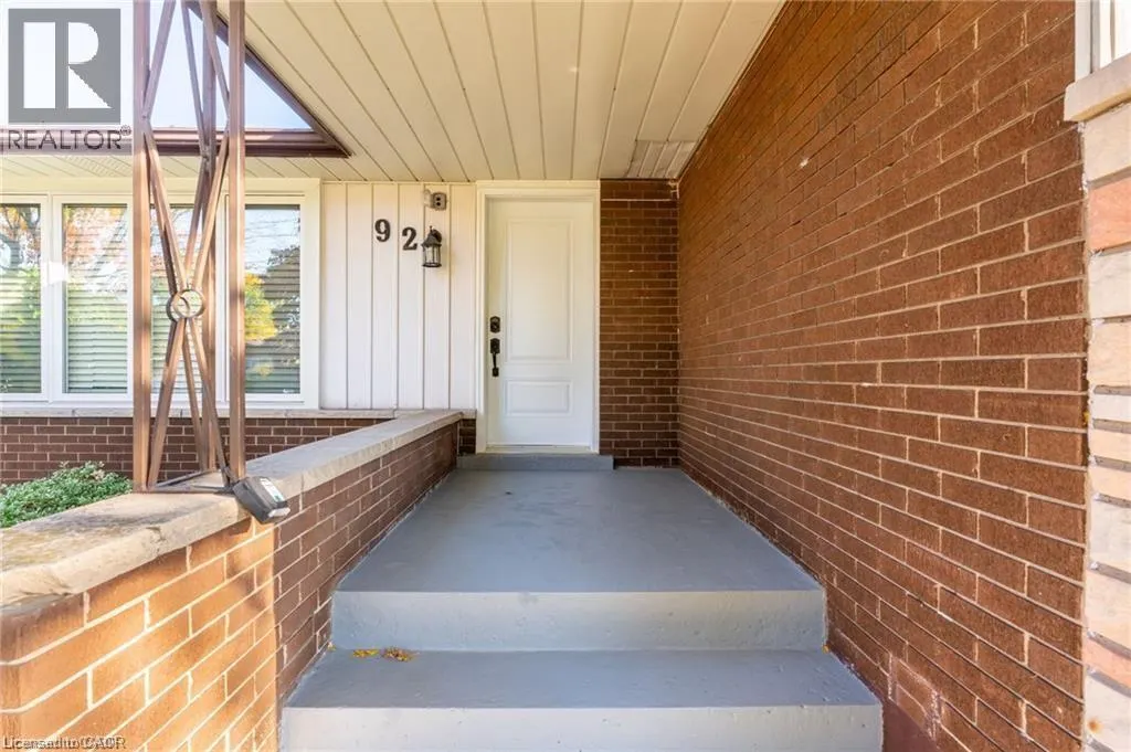 92 SOUTH BEND Road W Unit# Upper, #Upper