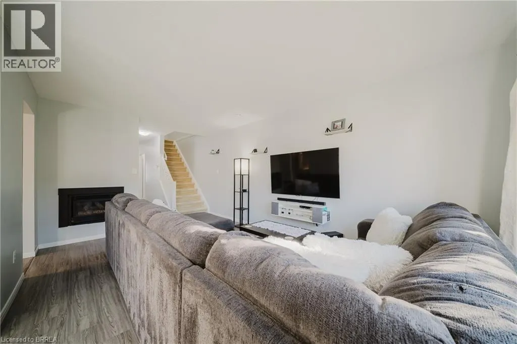 431 SPRINGBANK Avenue N Unit# 431, #431
