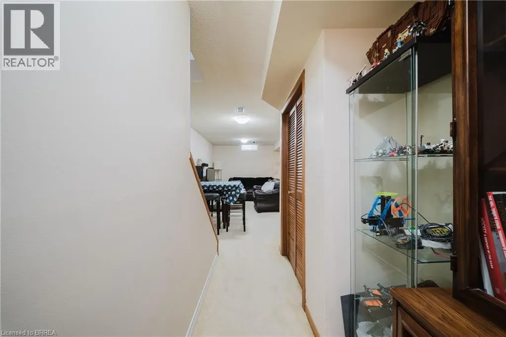 431 SPRINGBANK Avenue N Unit# 431, #431