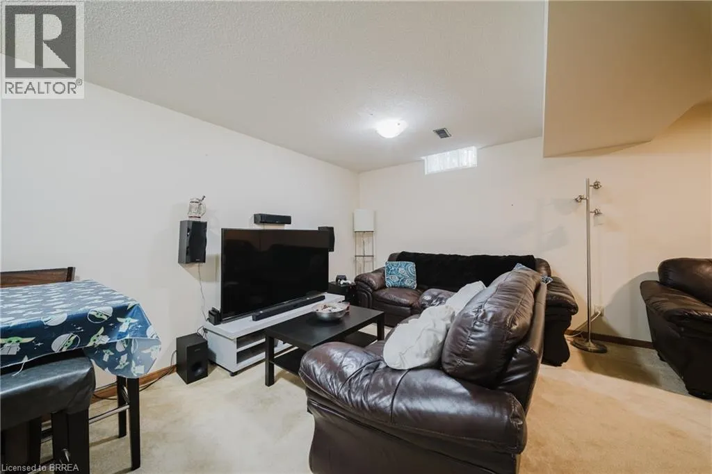431 SPRINGBANK Avenue N Unit# 431, #431