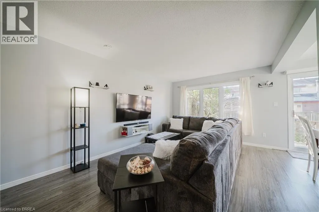 431 SPRINGBANK Avenue N Unit# 431, #431