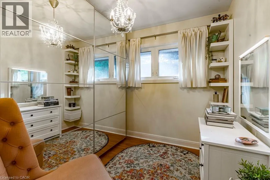 104 WEST 33RD Street