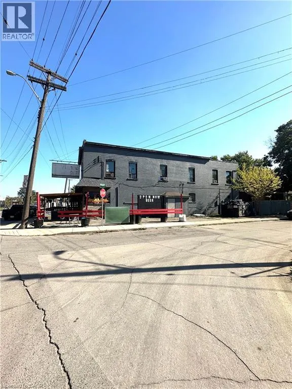 152 GRENFELL Street