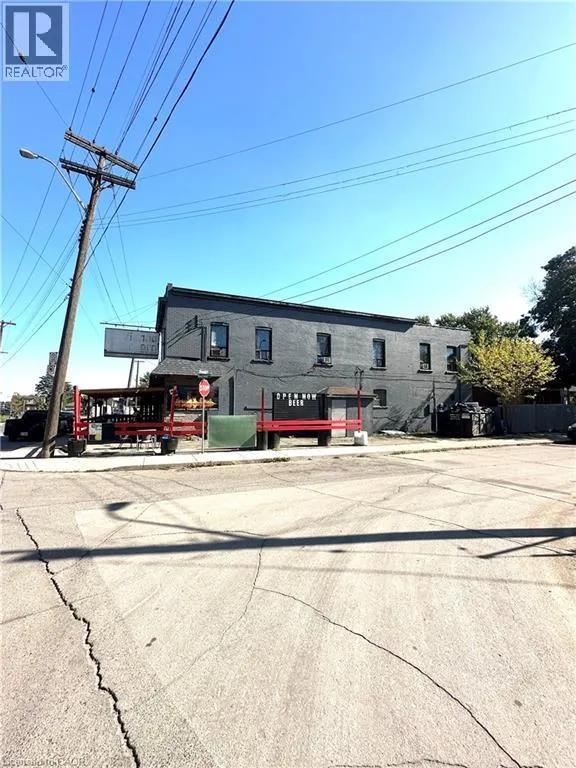 152 GRENFELL Street