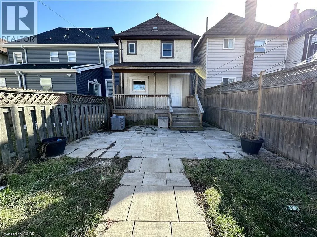 39 BEECHWOOD Avenue