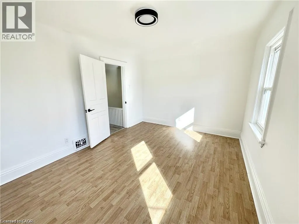 39 BEECHWOOD Avenue