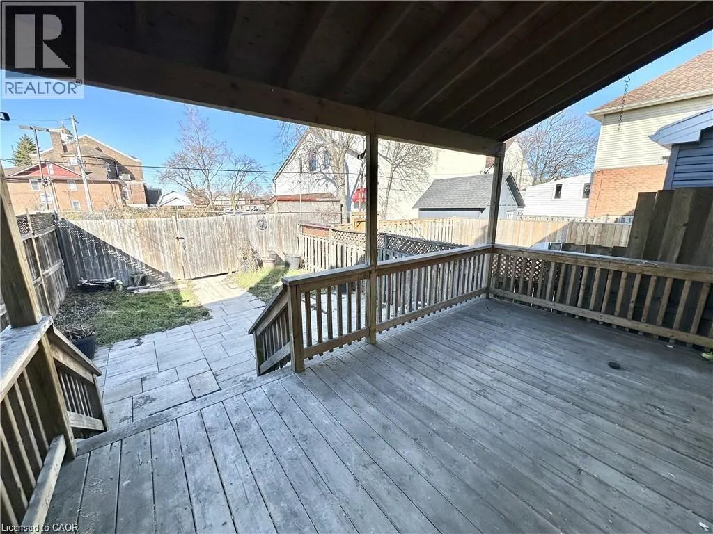 39 BEECHWOOD Avenue