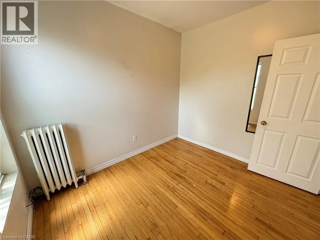 55 BARTON Street W Unit# 3, #3