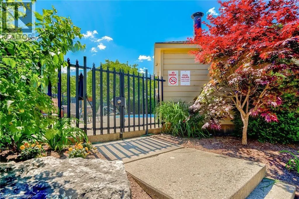 523 BEECHWOOD Drive Unit# 12, #12