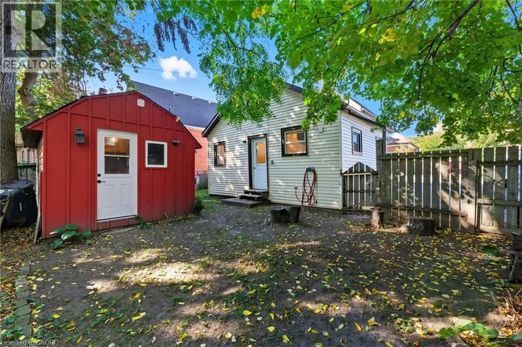 8 TASKER Street