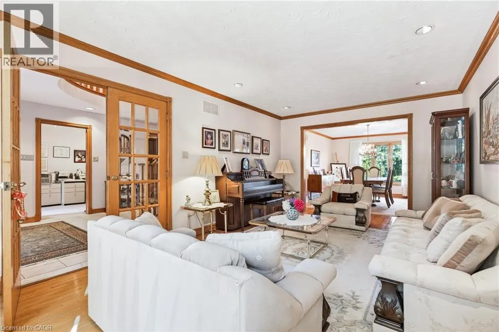 79 MAPLE Drive