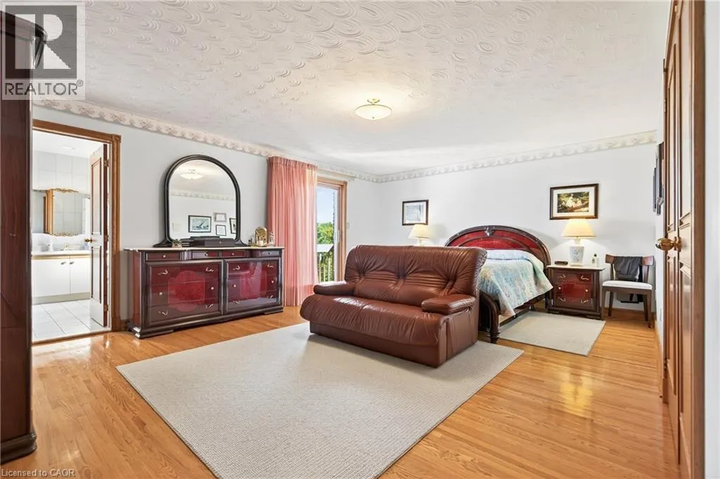 79 MAPLE Drive