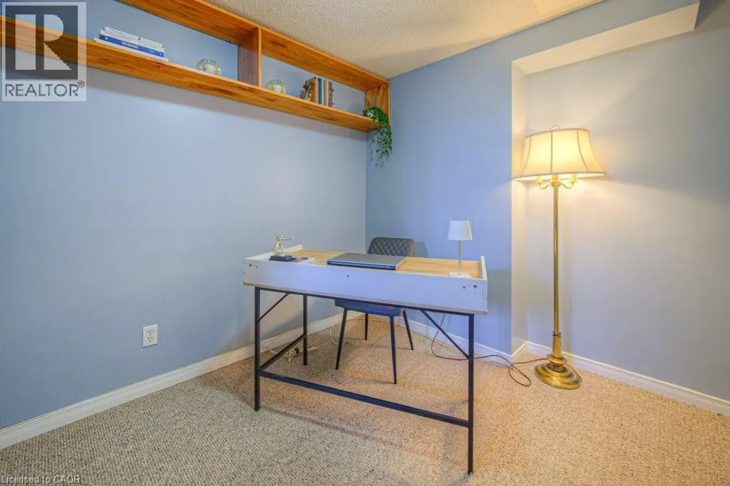 211 VERONICA Drive Unit# 10, #10