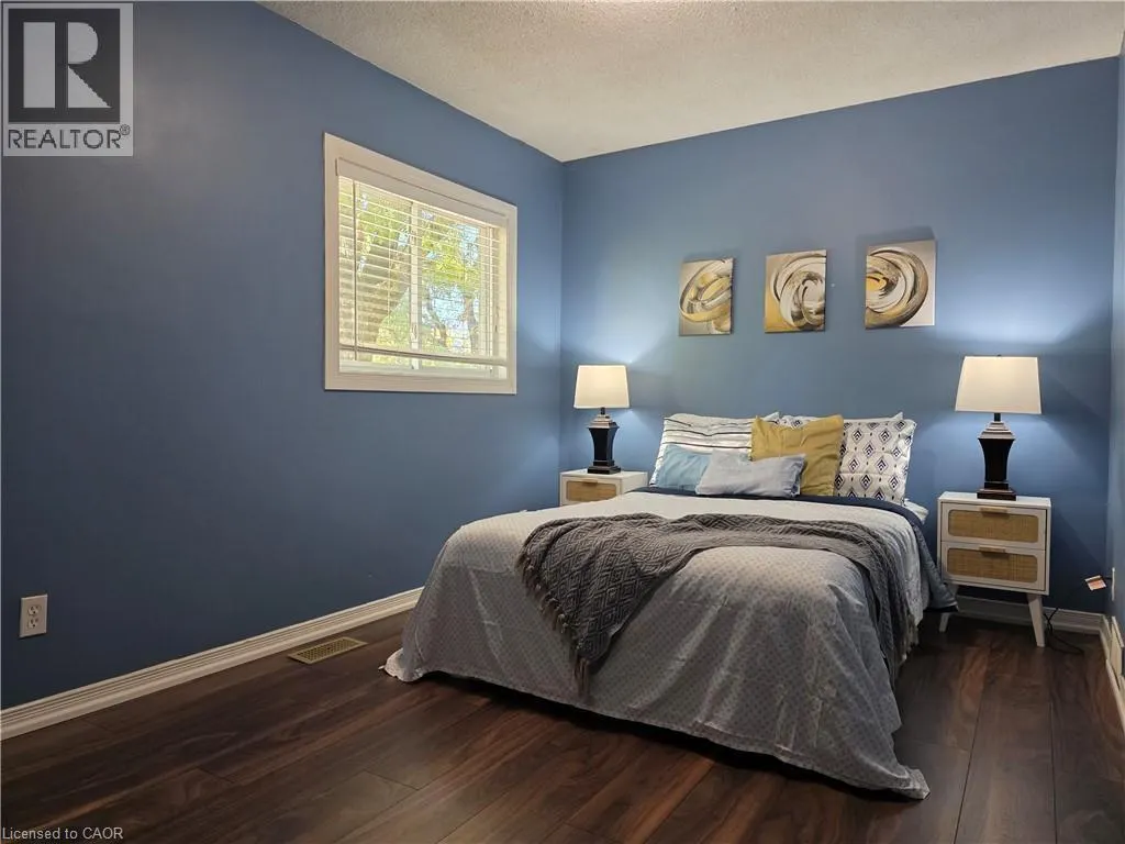 211 VERONICA Drive Unit# 10, #10