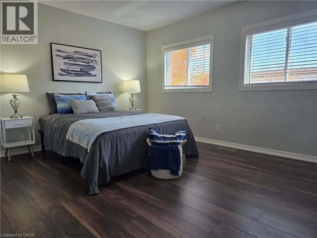 211 VERONICA Drive Unit# 10, #10