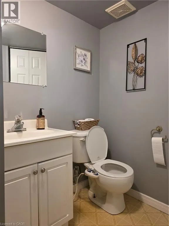 211 VERONICA Drive Unit# 10, #10