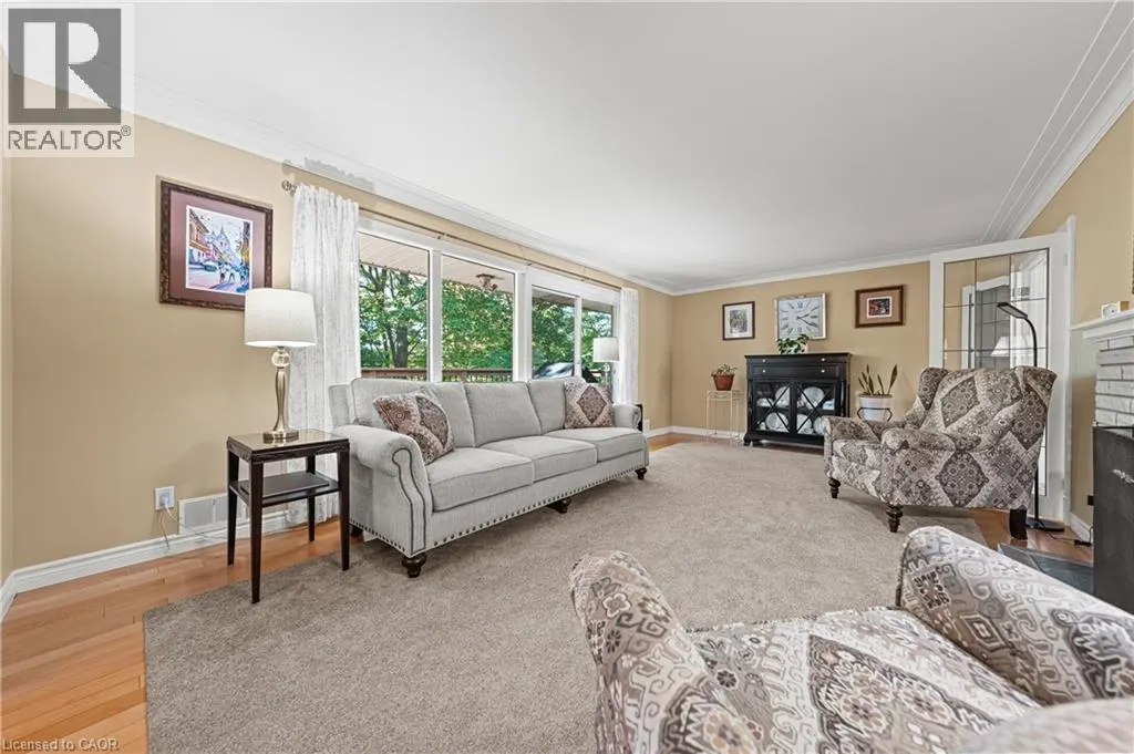 45 HIGHLAND Crescent