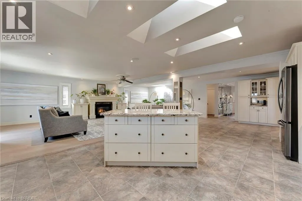1 BOWEN Lane