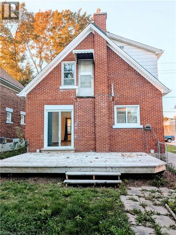 185 HIGHLAND Road W