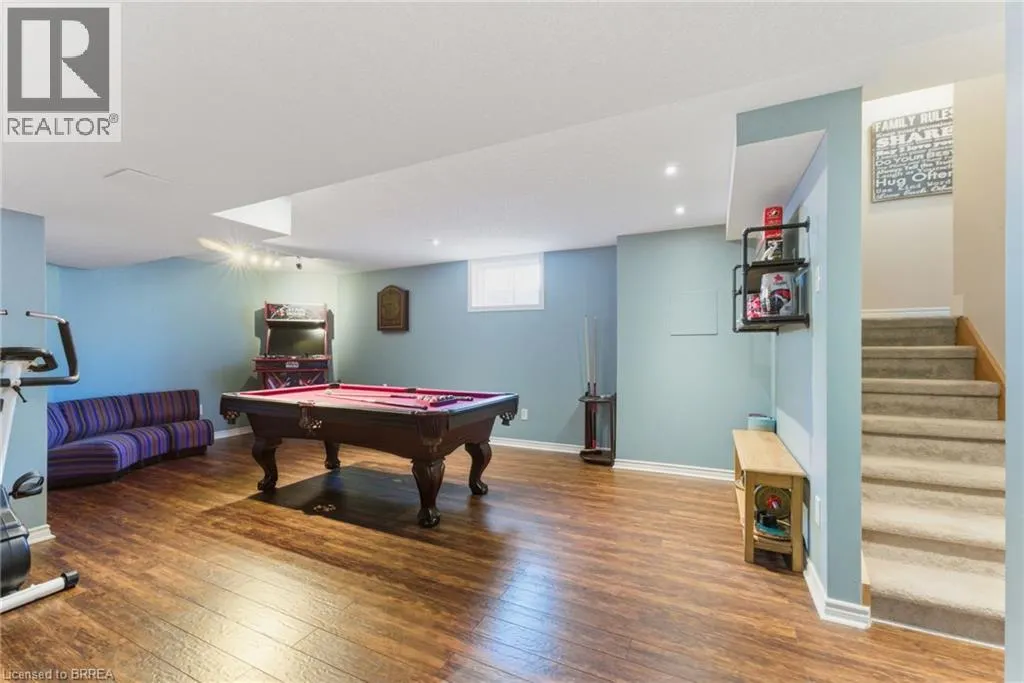 61 HARMER Crescent