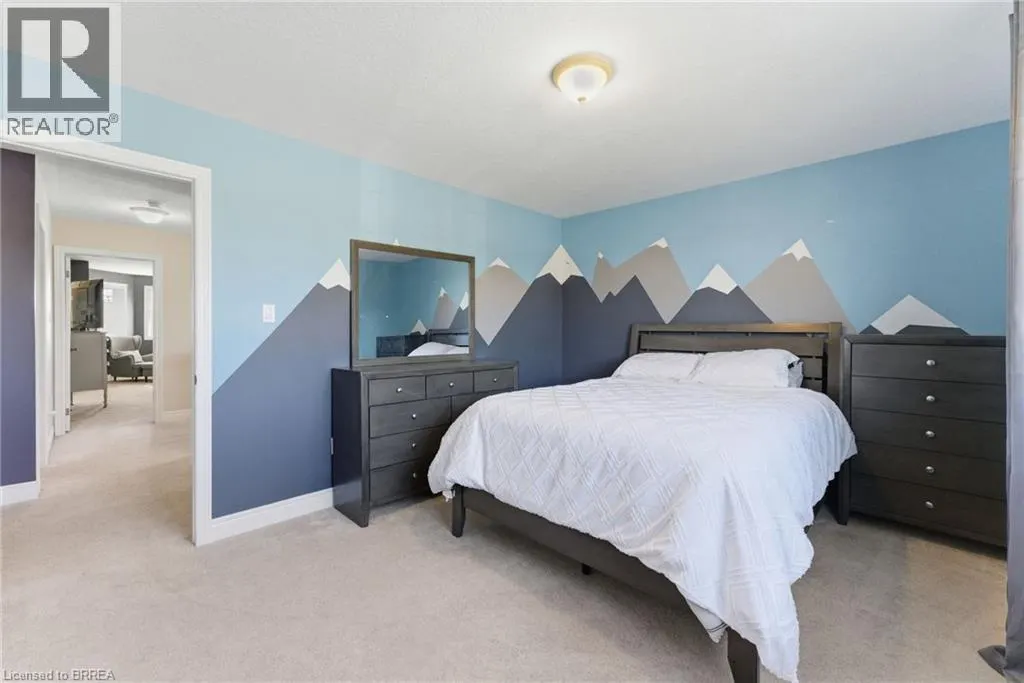 61 HARMER Crescent