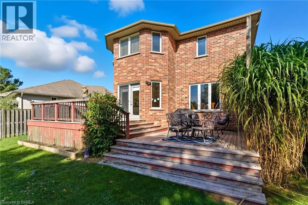 61 HARMER Crescent