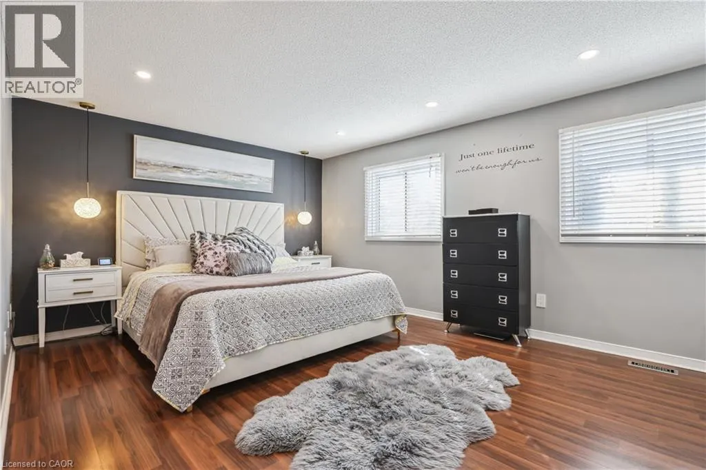 2 ROYALWOOD Court Unit# 49, #49