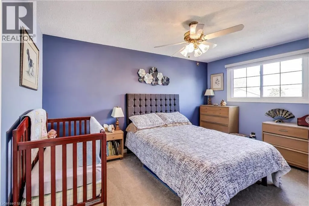 12 KINGSVIEW Drive