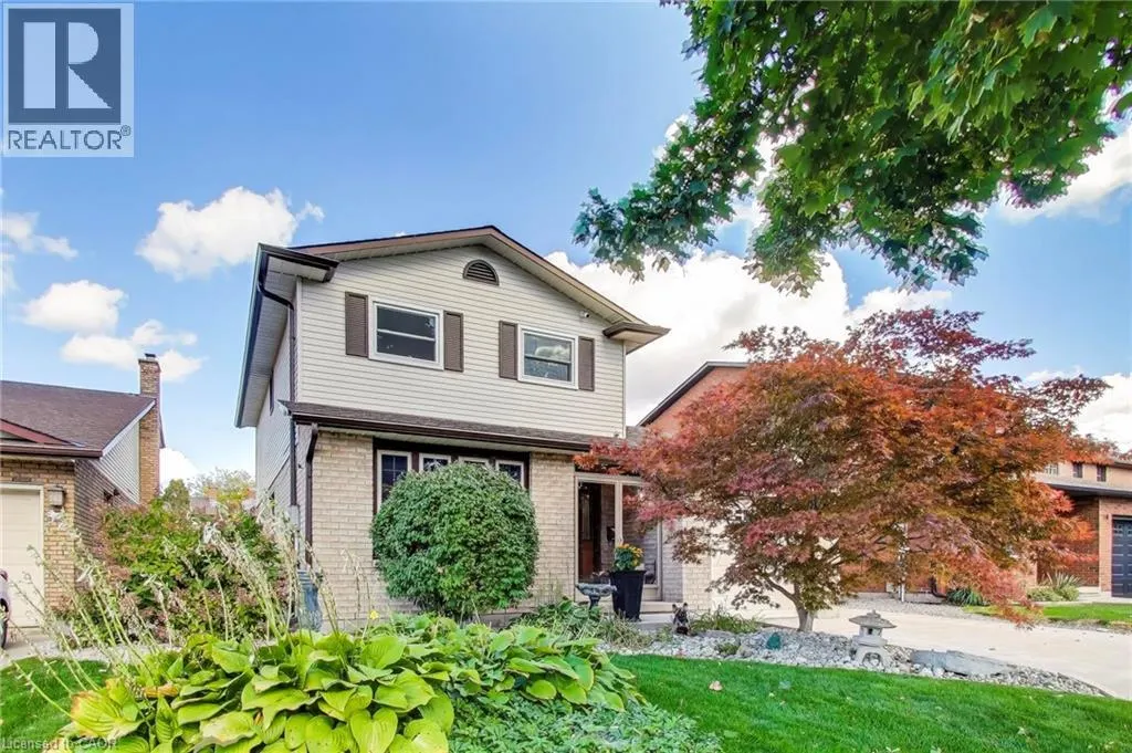 12 KINGSVIEW Drive