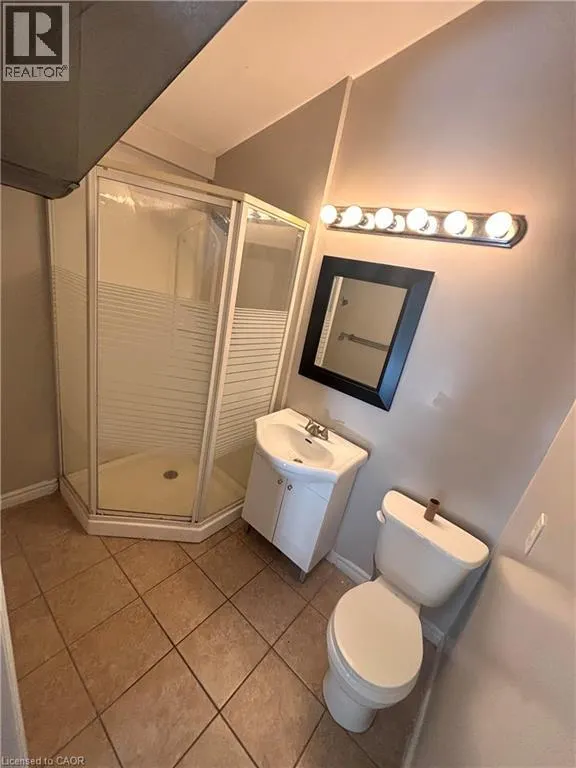 40 COOTES Drive