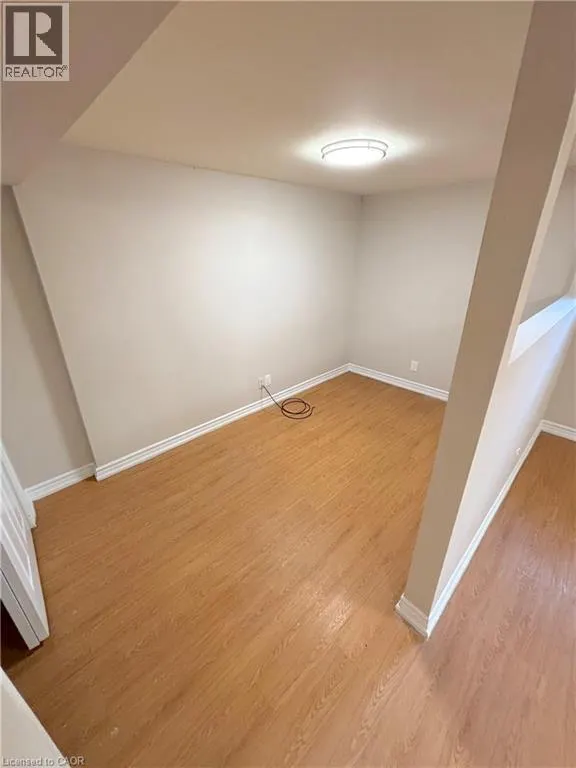 81 DUNDAS Street Unit# 9, #9
