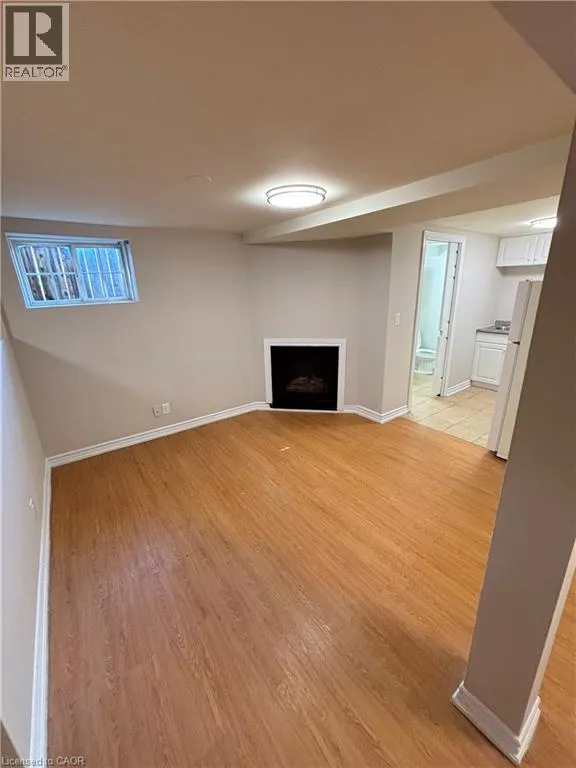 81 DUNDAS Street Unit# 9, #9