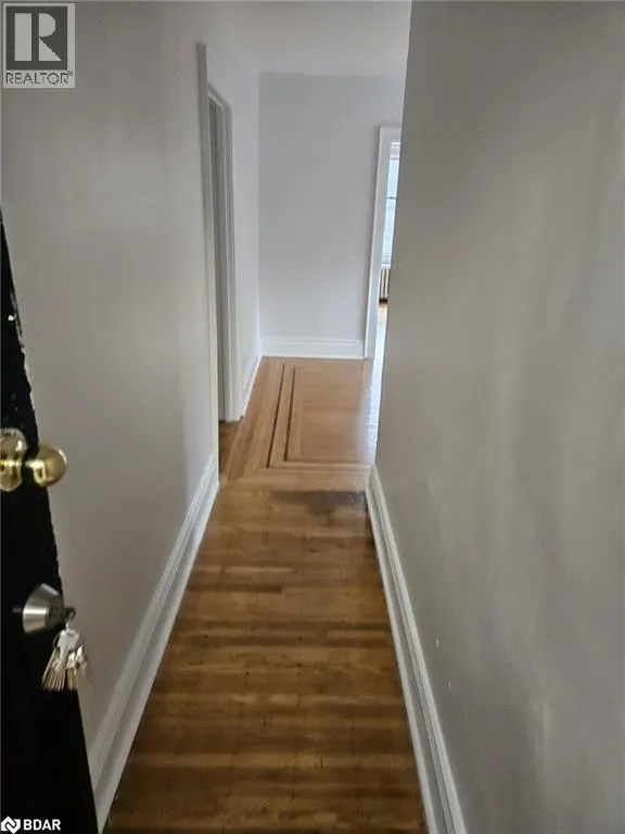 983 MAIN Street E Unit# 3, #3