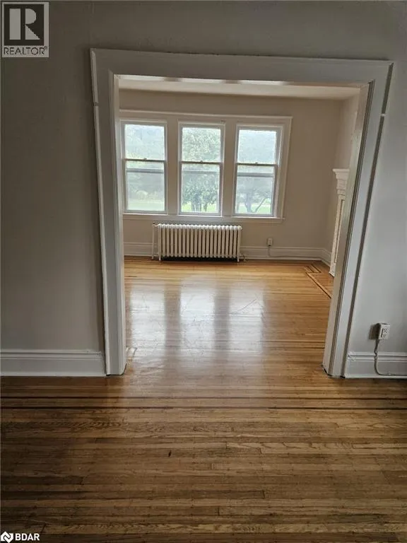 983 MAIN Street E Unit# 3, #3