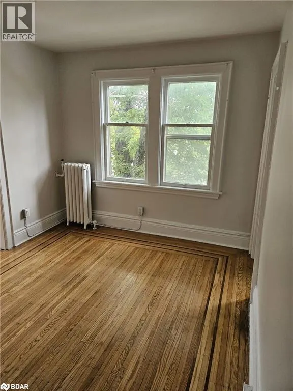 983 MAIN Street E Unit# 3, #3