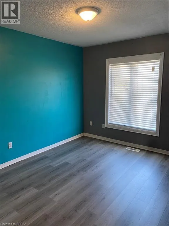 80 REDFINCH Way Unit# UPPER, #UPPER