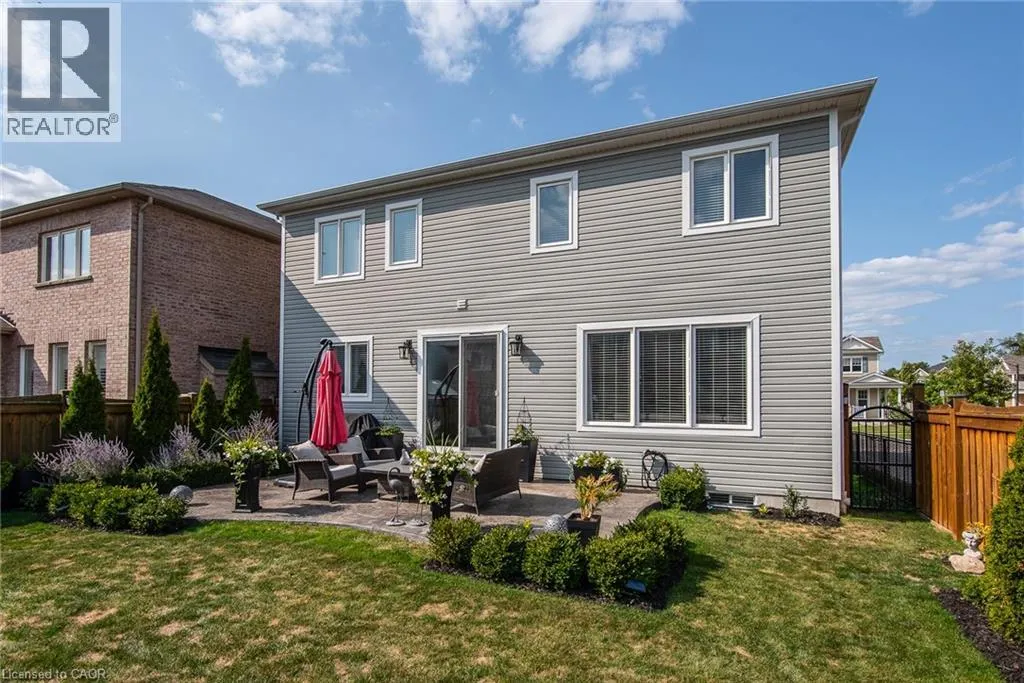 232 SHADY GLEN Crescent