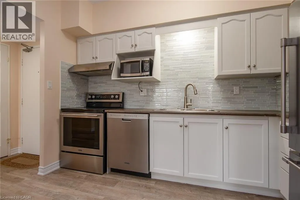 260 SHELDON Avenue N Unit# 807, #807