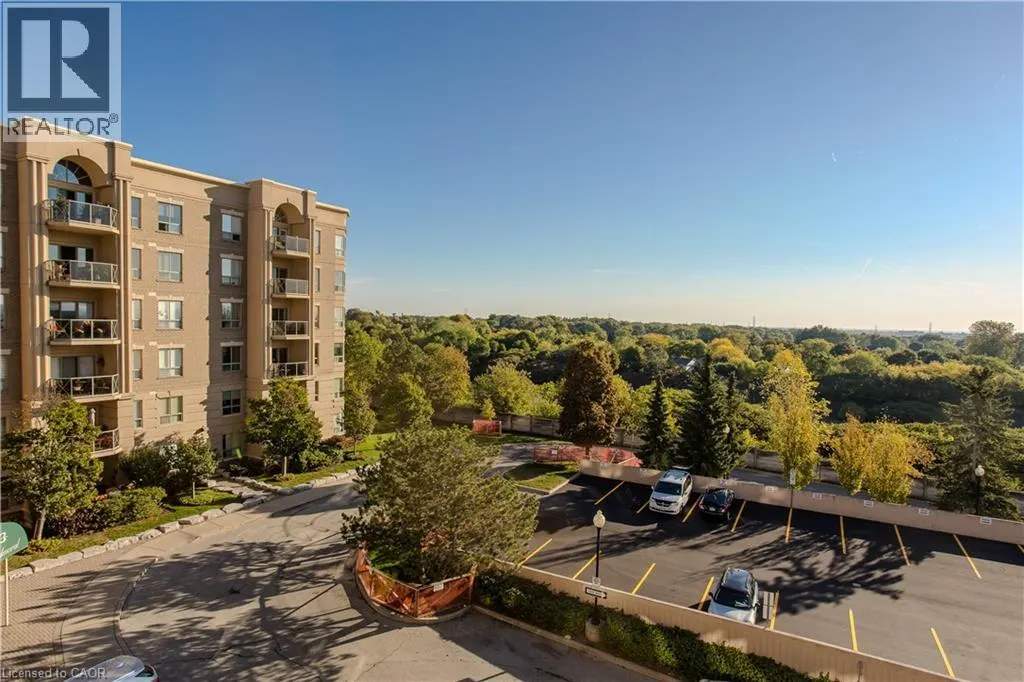 2075 AMHERST HEIGHTS Drive Unit# 401, #401