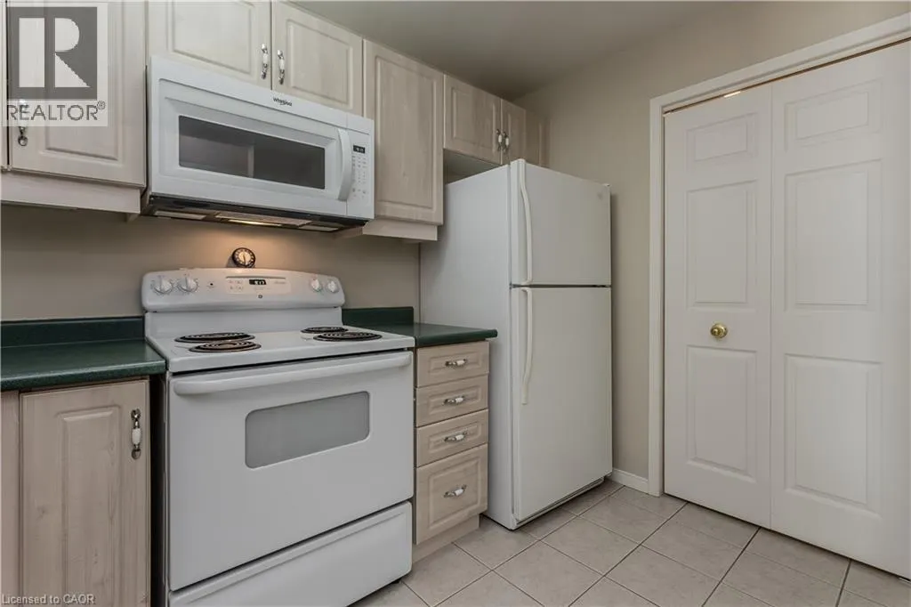 2075 AMHERST HEIGHTS Drive Unit# 401, #401