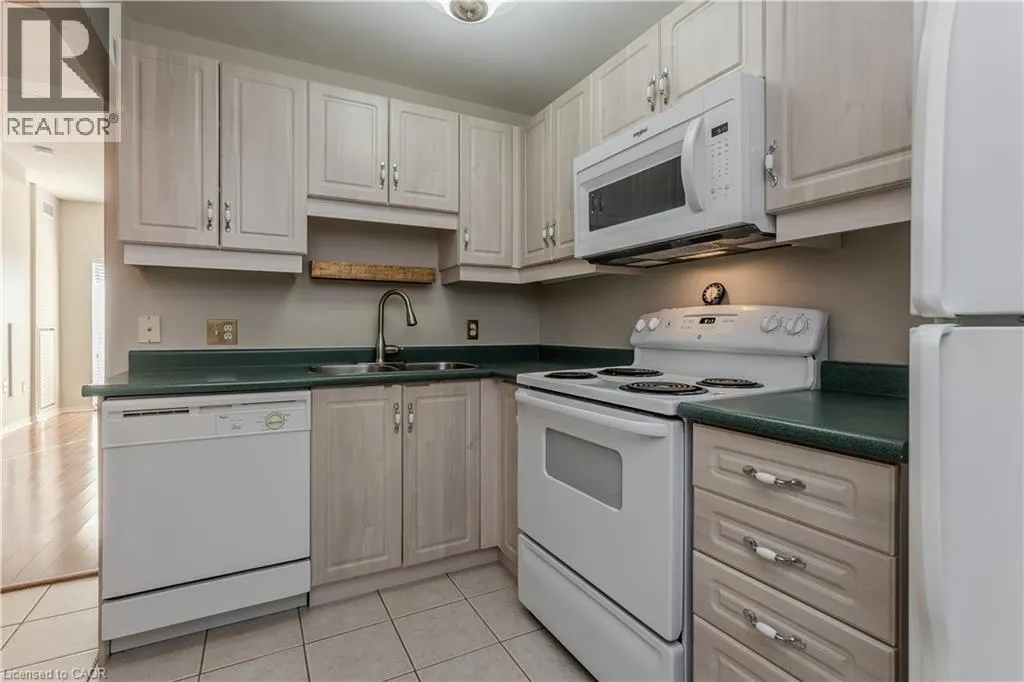 2075 AMHERST HEIGHTS Drive Unit# 401, #401