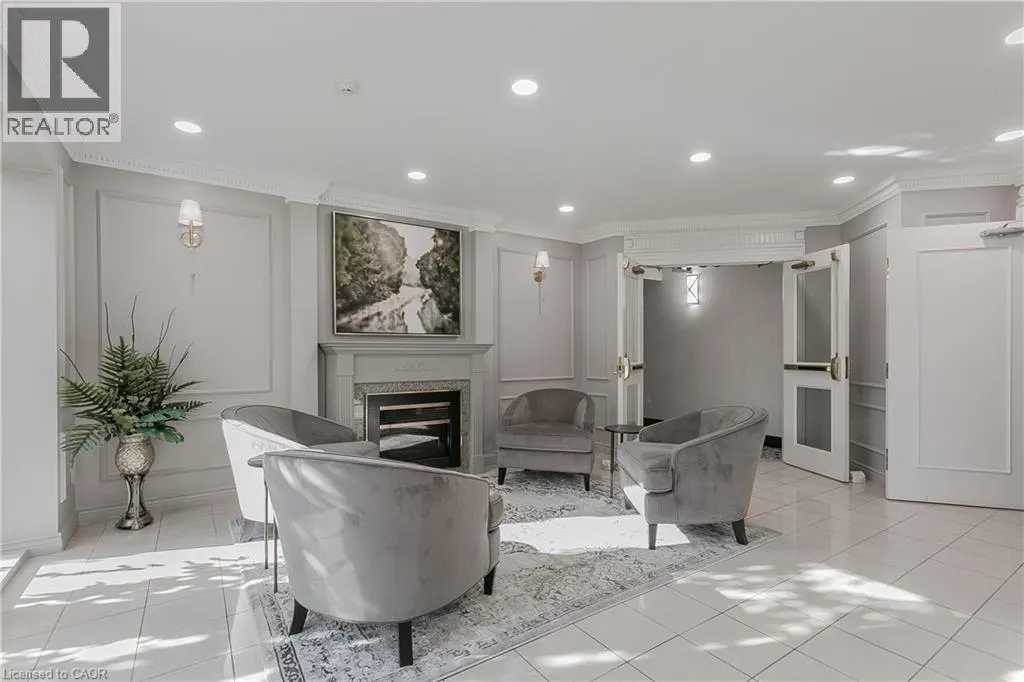 2075 AMHERST HEIGHTS Drive Unit# 401, #401