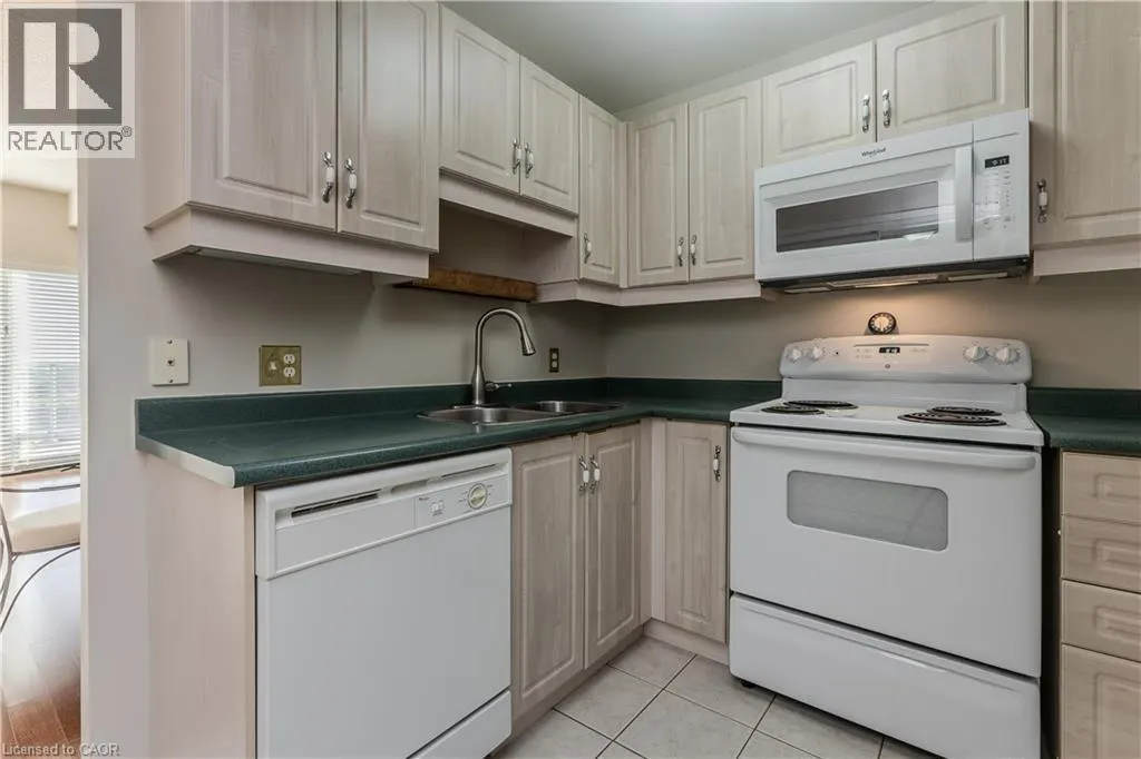 2075 AMHERST HEIGHTS Drive Unit# 401, #401
