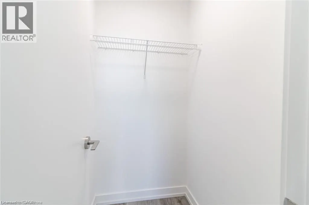 15 WELLINGTON Street S Unit# 510, #510