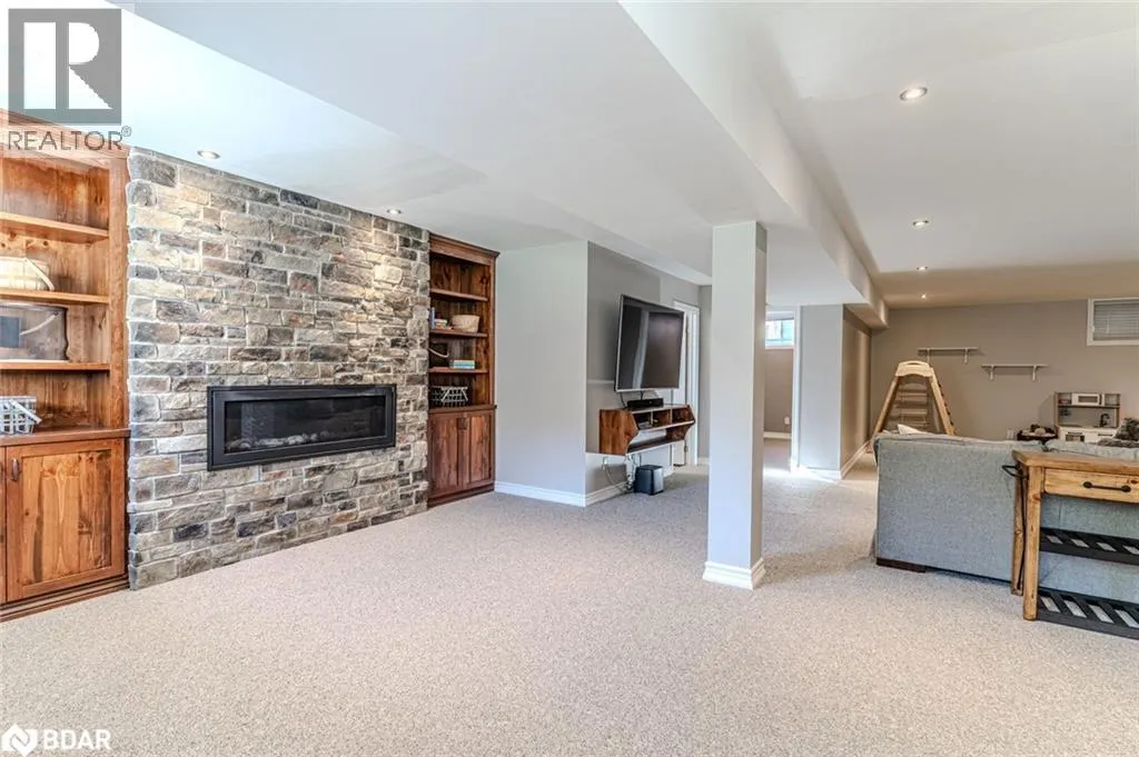 20 ROSEMARIE Drive