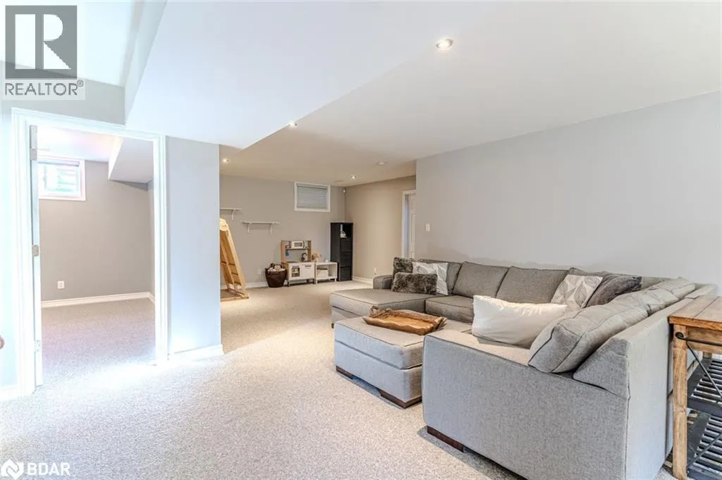 20 ROSEMARIE Drive