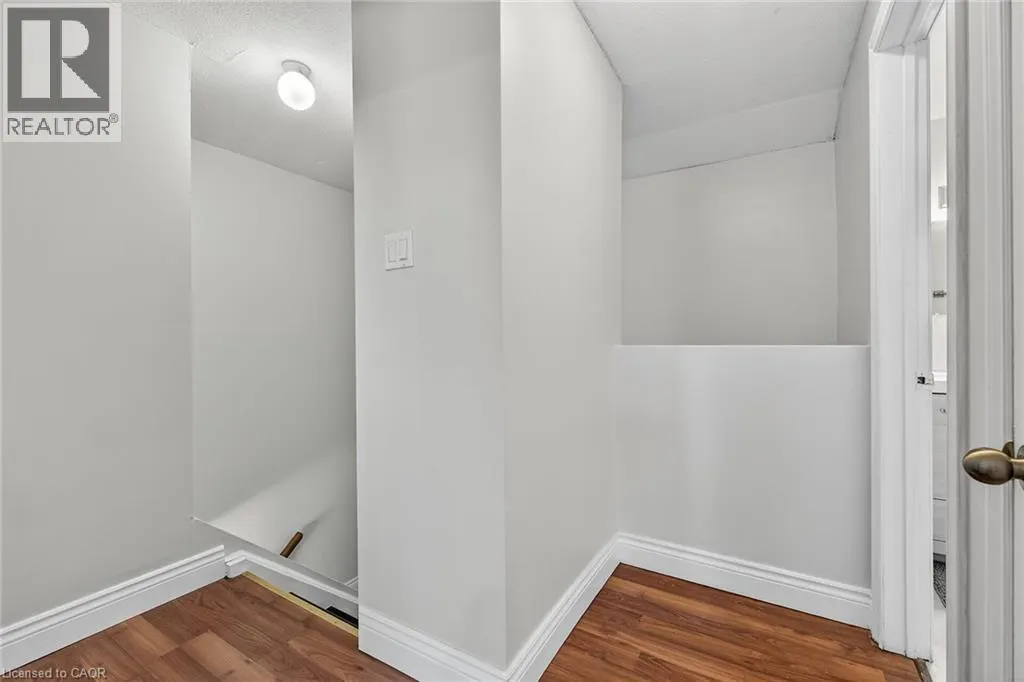 500 STONE CHURCH Road W Unit# F8, #F8